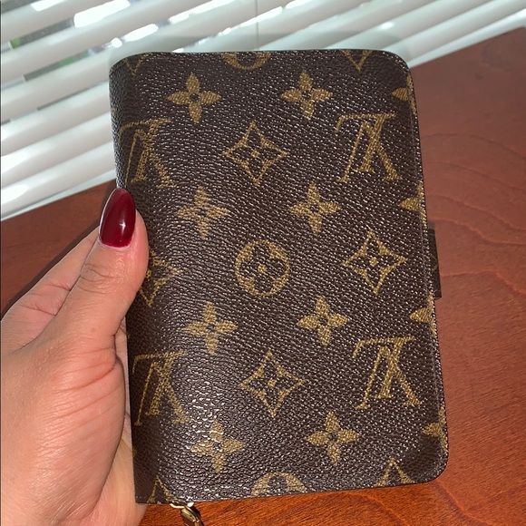 Louis Vuitton Brown Monogram Wallet - Picture 4 of 13